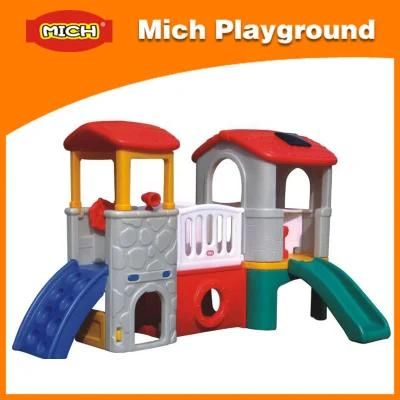 Children Small Plastic Play House with Slide