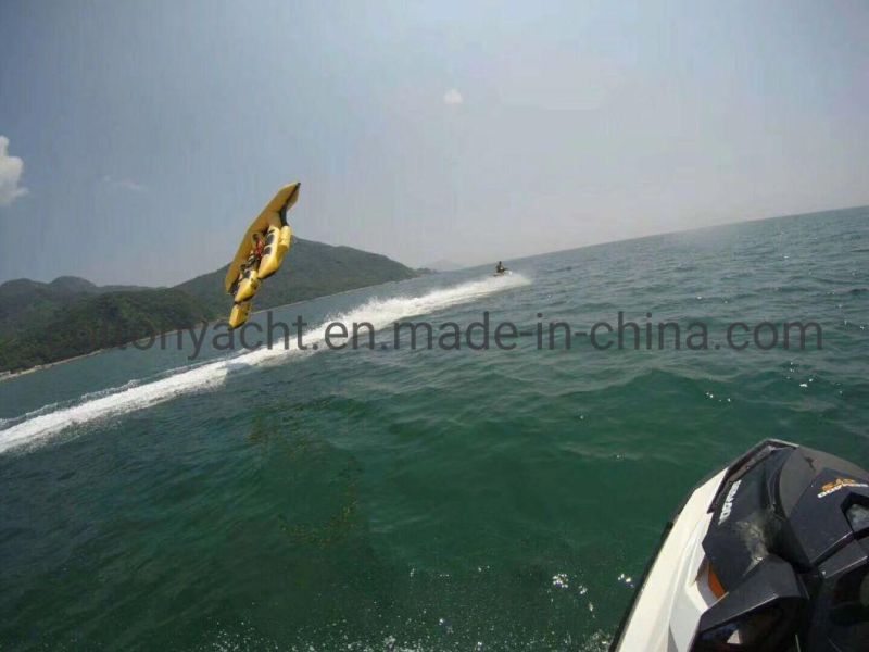 Inflatable Flying Fish Banana Boat, PVC Inflatable Banana Floating Boat for Sale