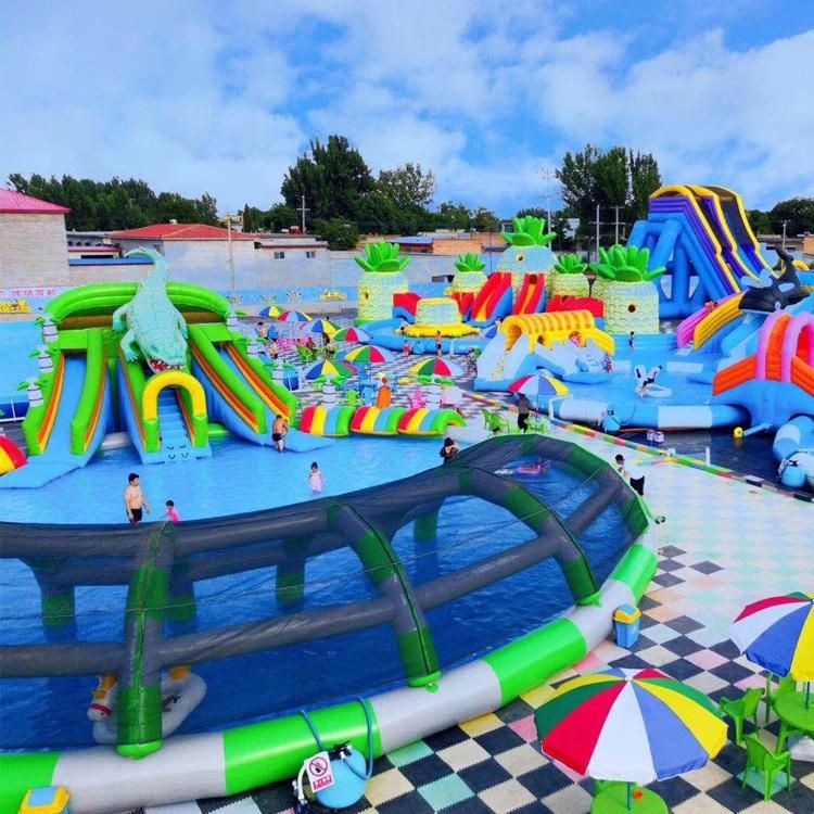 Safe and High Quality Large Inflatable Water Park for Kids and Adults