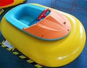 Hot Selling OEM Water Pool Toys Approved Small Used Green Electric Bumper Boat for Sale