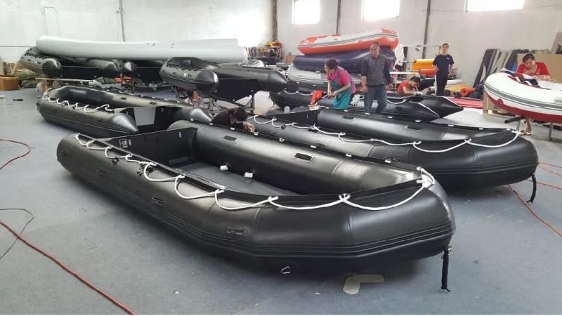 Inflatable Water Flying Fish Banana Boat, PVC Inflatable Banana Floating Boat for Sale