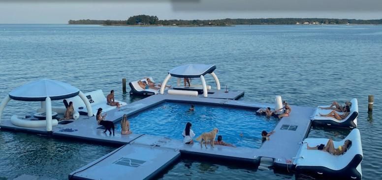 2021 High Quality Yacht Dock Leisure Island Inflatable Fishing/Swimming Platform Floating Water Platform for Sea