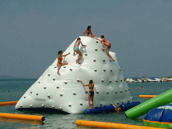 Floating Inflatable Water Game Climbing Iceberg Toys for Pool or Lake