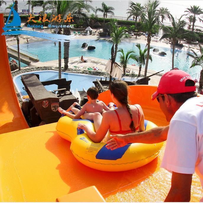 Boomerang Water Park Slide for Great Fun