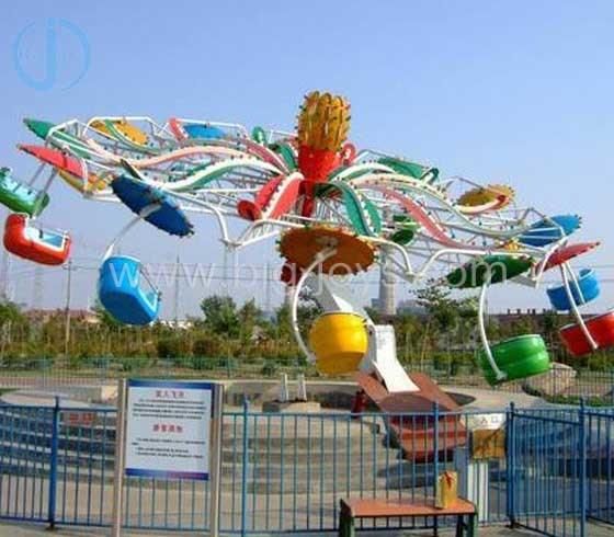 Factory Price Amusement Park Machine 24 Seats Swing Twister Double Flying Rides for Sale