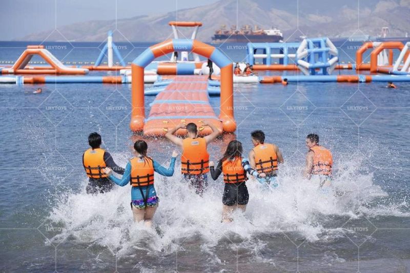 Giant Inflatable Floating Aqua Park Inflatable Obstacle Course Water Park