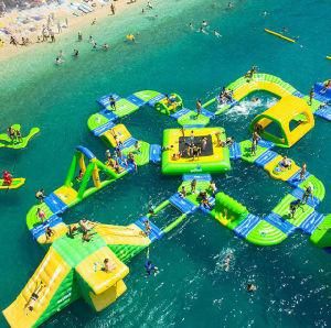 Factory Selling Commercial Customized Giant Inflatable Water Park for Sale