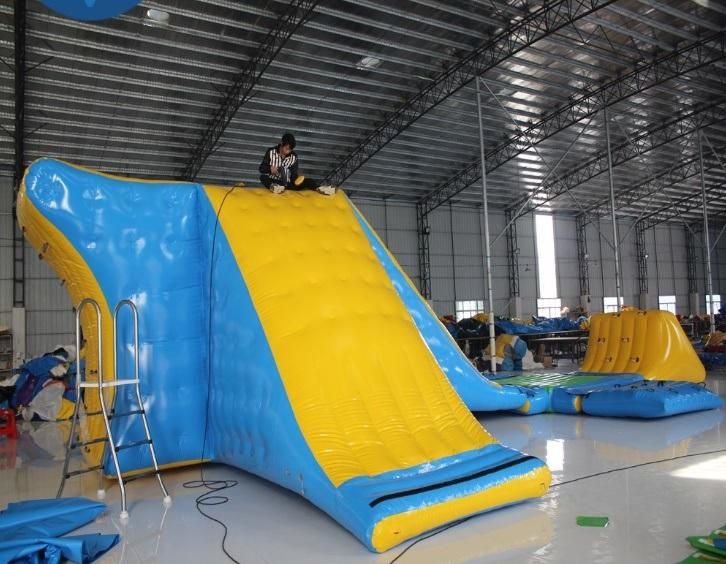 2019 New Most Popular Inflatable Water Climbing