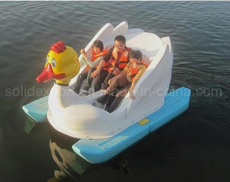 Hot Sale 2-4 Person Original Manufacturer Fiberglass Water Pedalo Swan Pedal Boats