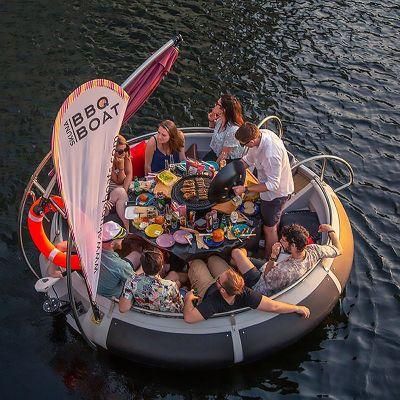 Electric BBQ Leisure Boat 12 Persons BBQ Donut Boat with Grill for Water Parks